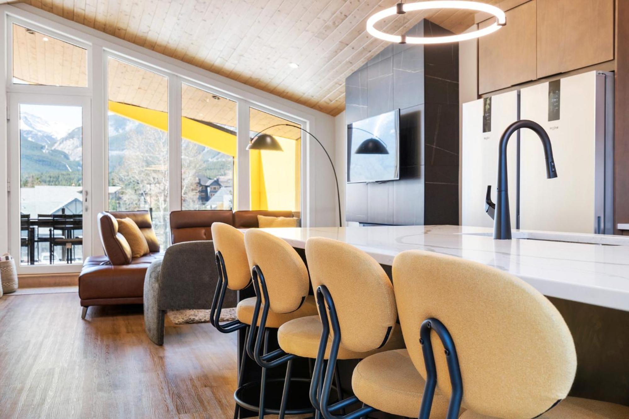 Raven'S Peak 105 - Ultra Luxe Mountain Retreat Villa Canmore Eksteriør bilde